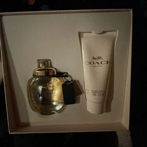 New in box coach New York  set